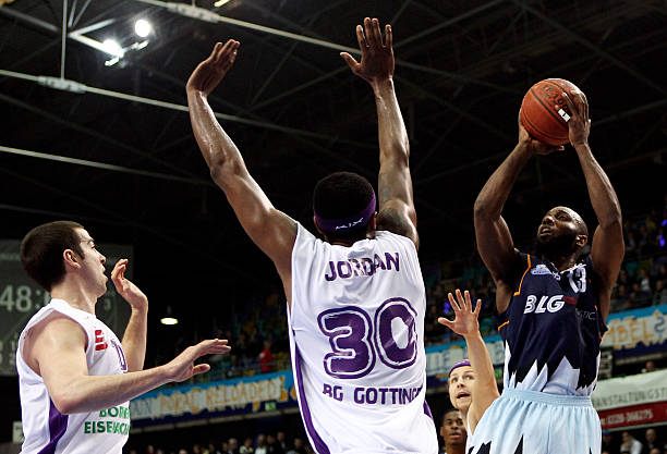 挡拆撕裂防 挡拆撕裂防