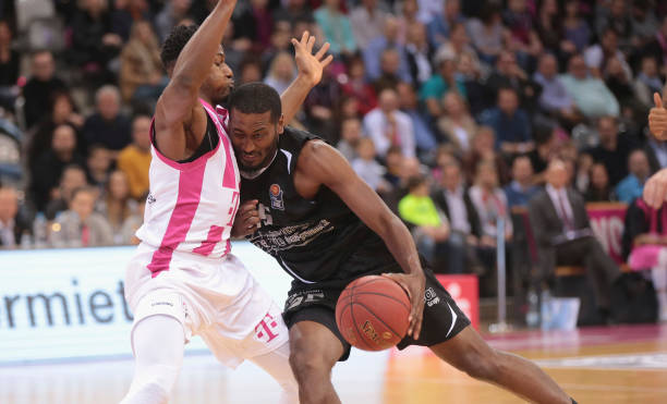 内线在顺下 内线在顺下