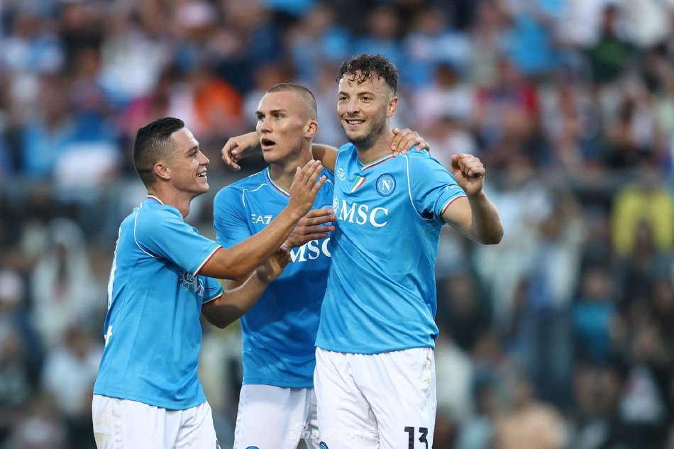 由服务费差 由服务费差